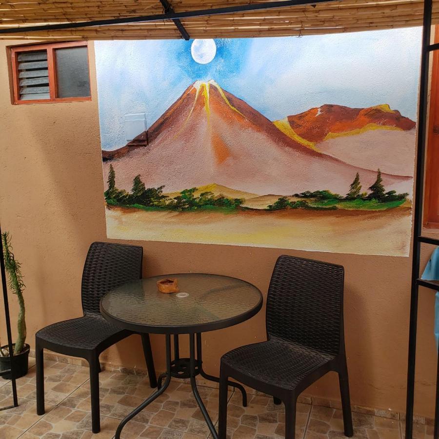 Hostal Illari San Pedro de Atacama Bagian luar foto