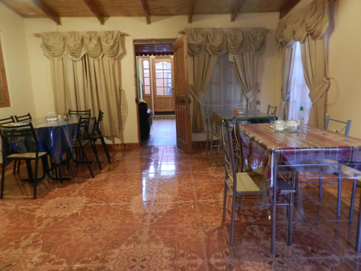 Hostal Illari San Pedro de Atacama Bagian luar foto