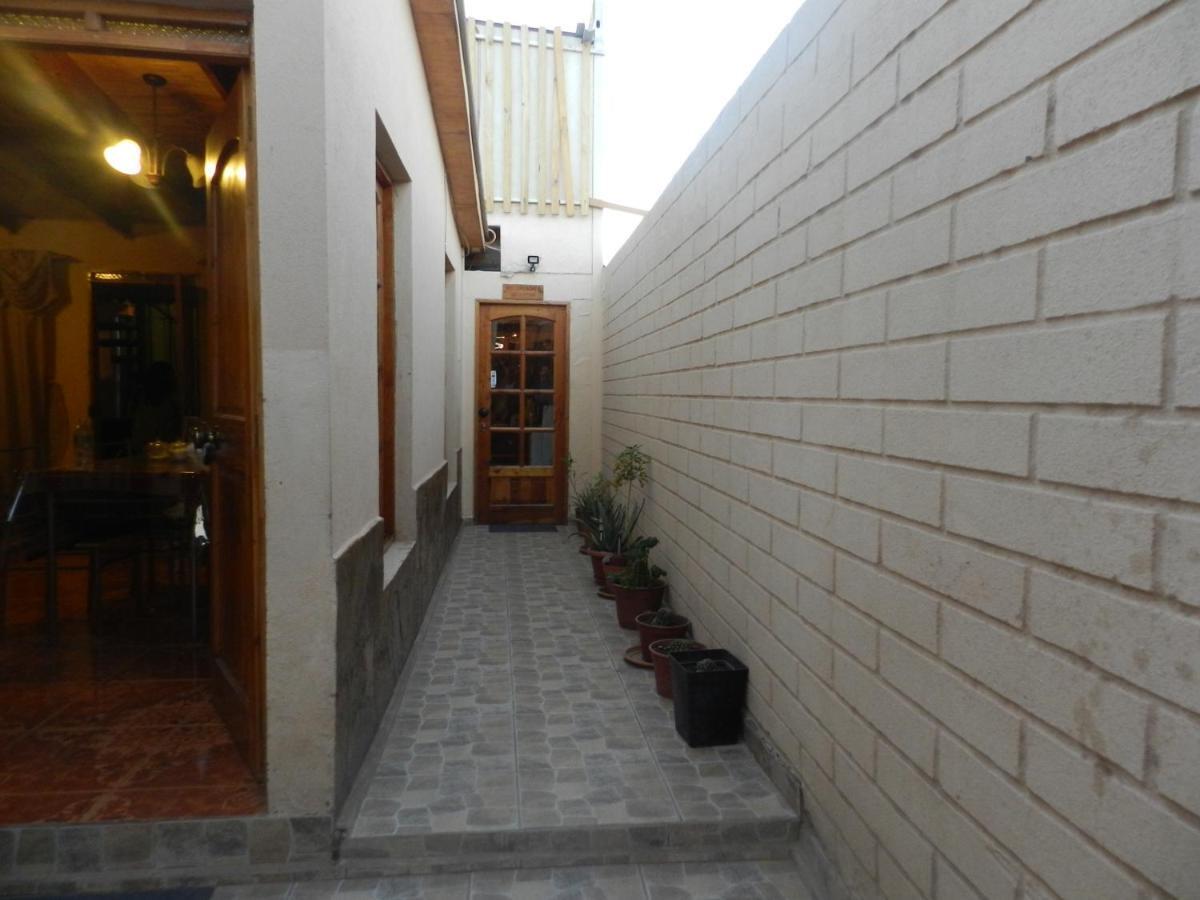 Hostal Illari San Pedro de Atacama Bagian luar foto